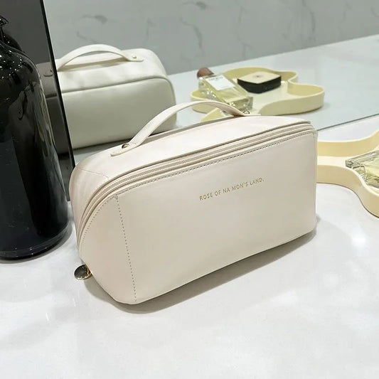 【Hot sales】Makeup Bag Portable Large Capacity Beauty and Skincare Storage Bag High Appearance Level Waterproof Clutch Bag